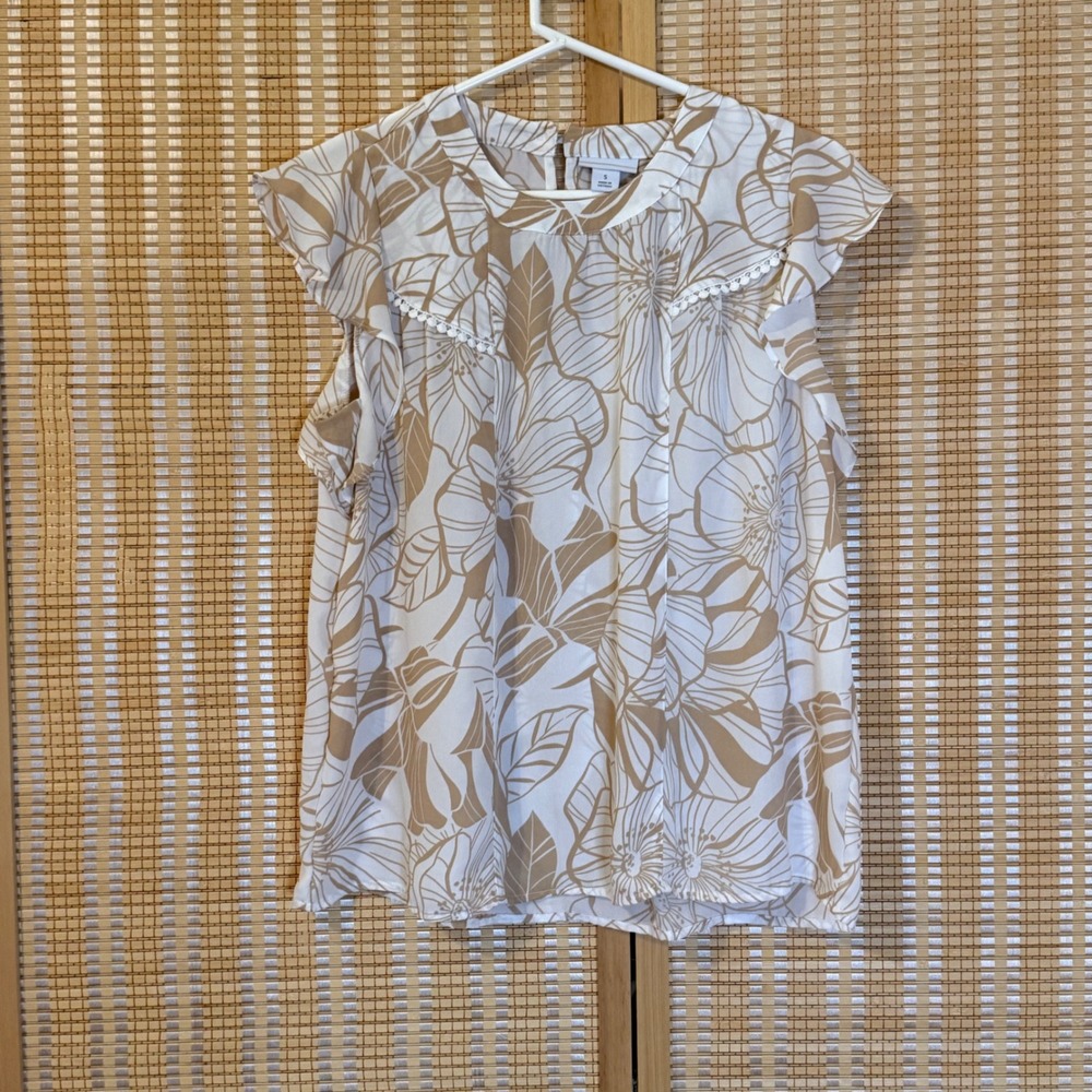 Liz Claiborne Tan White Floral Flutter Sleeve Blouse Top Small Crochet Trim